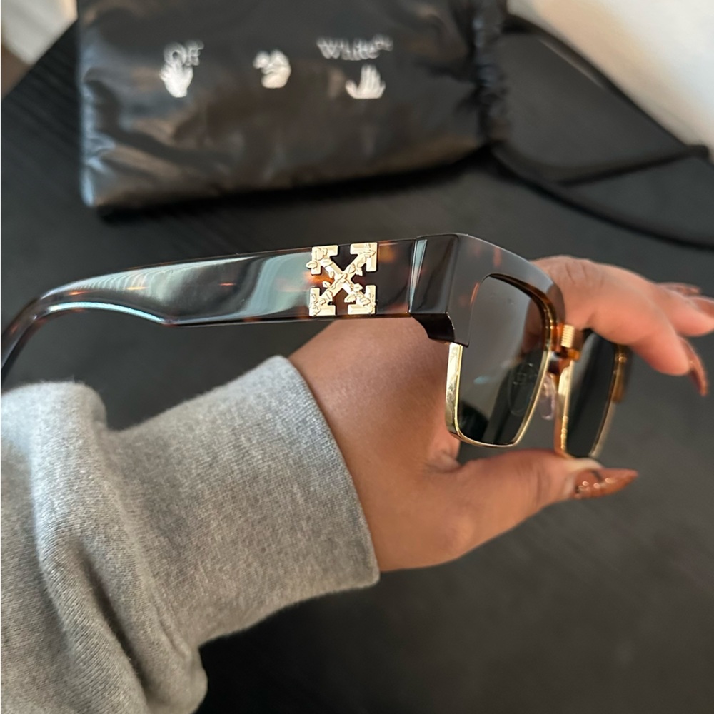 Off-White Washington Square Sunglasses - image 3